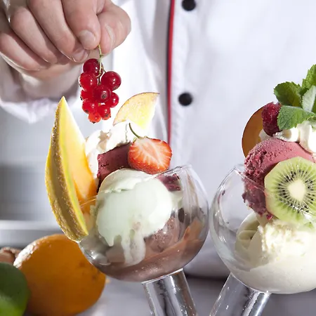 호텔 Riedl Im Zillertal