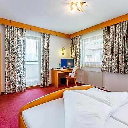 Riedl Im Zillertal فندق ستام