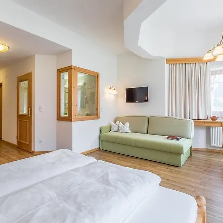 Riedl Im Zillertal Hotel 4*