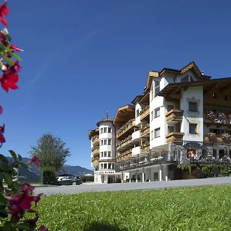 Riedl Im Zillertal 4*