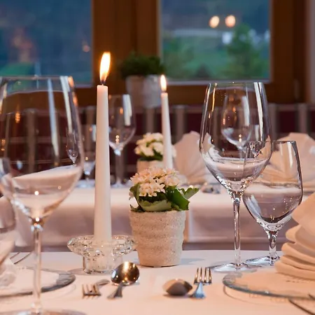 Riedl Im Zillertal Hotel 4*