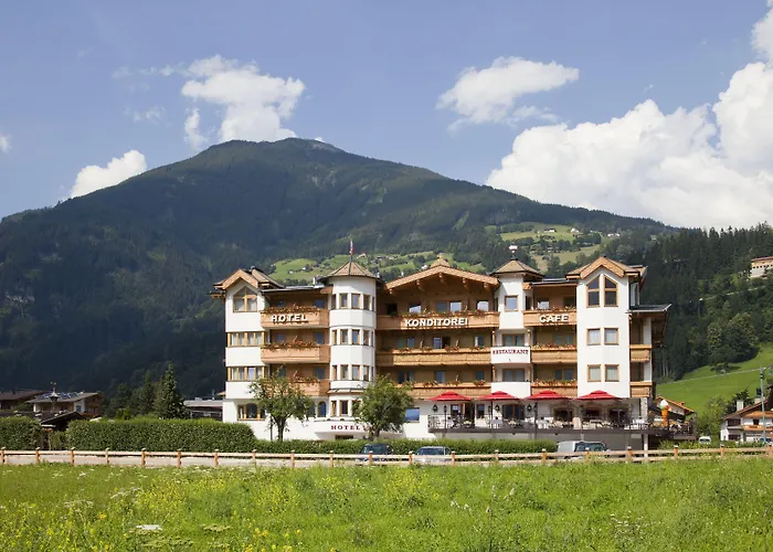 Riedl Im Zillertal Hotel 4*