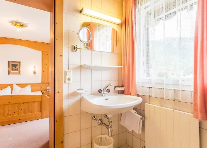 Riedl Im Zillertal Hotel 4*