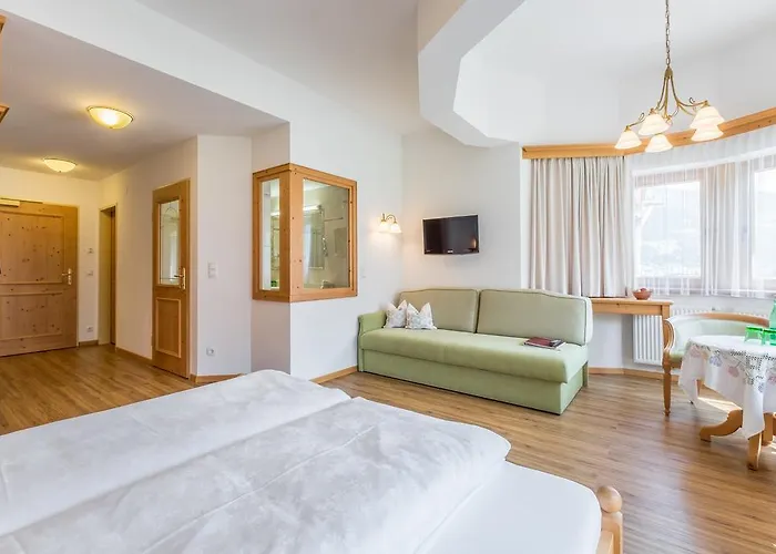 Riedl Im Zillertal Hotel 4*